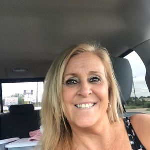 Meet your Posher, Tina